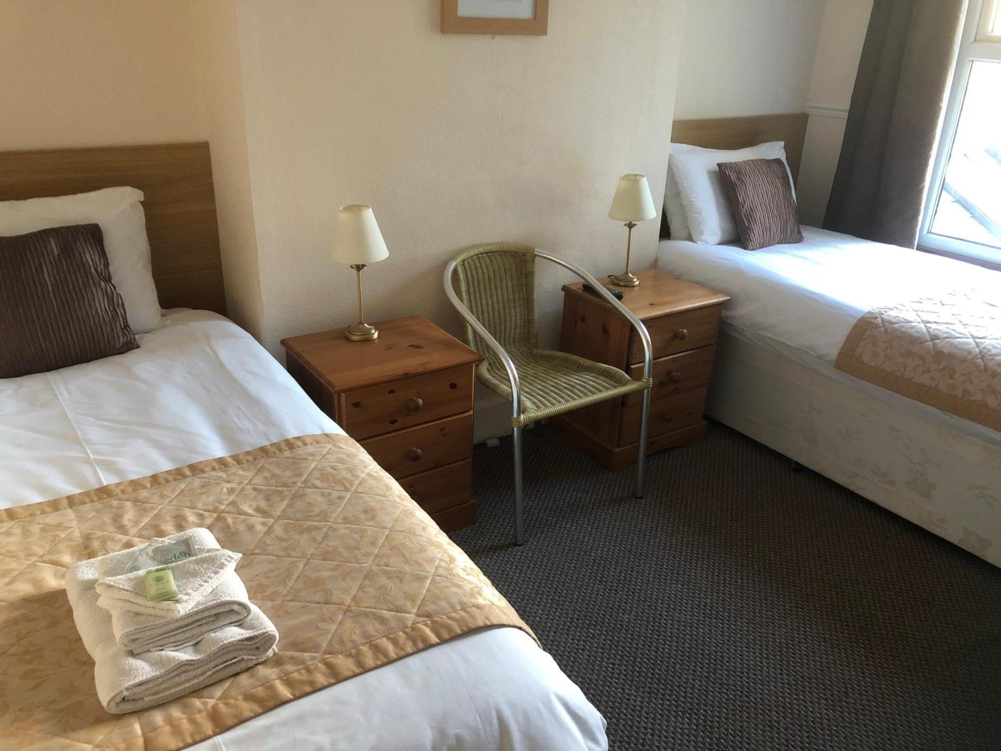 Fairways Guest House Кембридж Екстер'єр фото